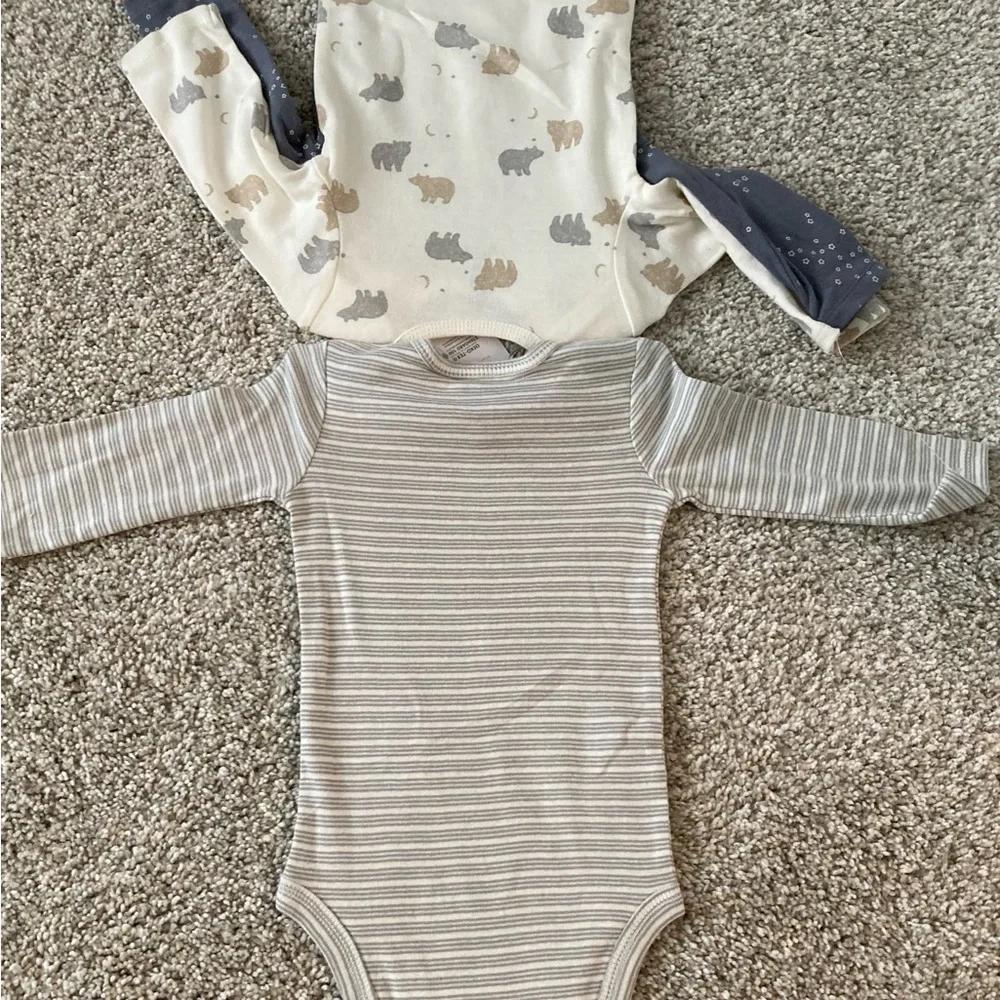 Carter’s 6M Bodysuits
